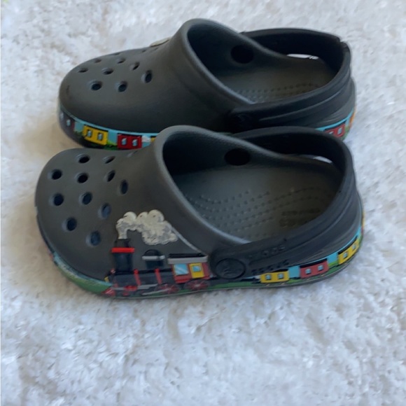 CROCS Fun Lab Train Band Clog UNISEX - Picture 3 of 7
